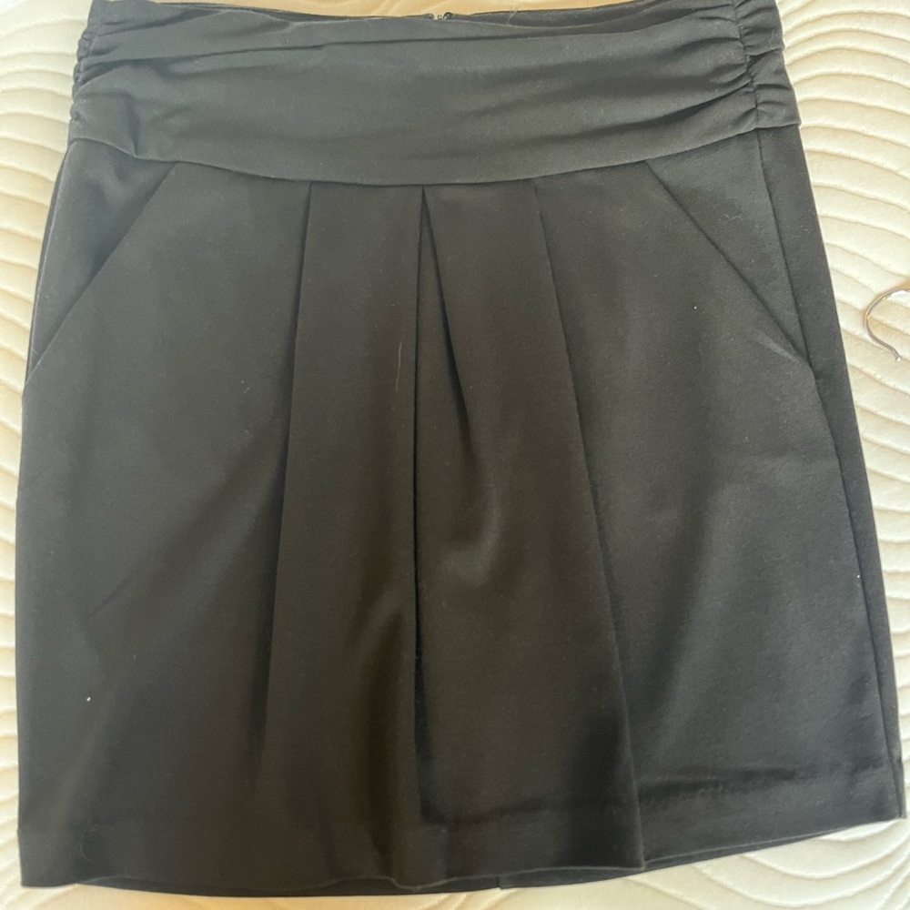 Above the knee skirt never worn
